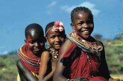 Fröhliche Masai-Kinder  (Bild: Best of Travel Group)